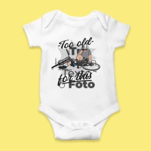 Camiseta demasiado viejo para esto - custom-baby-body-450x450