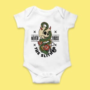 Camiseta nunca confíes en quien se desliza - custom-baby-body-450x450