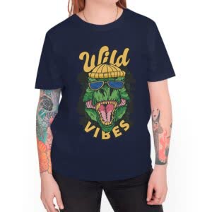 Camiseta Dinosaurio Wild Vibes - Camiseta marino con logo