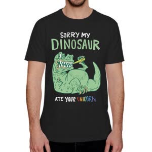 Camiseta Dino Comió Unicornio - Camiseta negra con logo