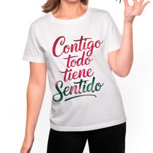 Camiseta Contigo todo tiene sentido - Camiseta blanca con logo